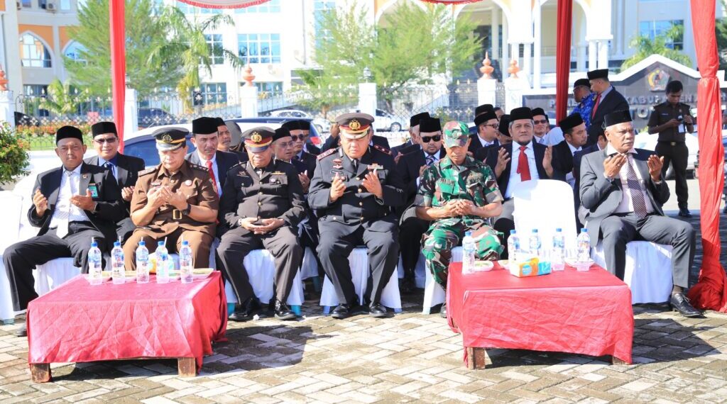 Pj Bupati Mahyuzar Pimpin Upacara Hari Pahlawan di Aceh Utara