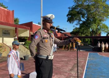 Polisi Saweu Sikula: Polantas Jadi Pembina Upacara di SMA Negeri Modal Bangsa Arun