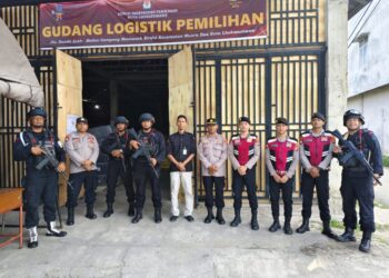 Operasi Mantap Praja 2024: Tim Patroli Polres Lhokseumawe Rutin Amankan Gudang Logistik Pemilu
