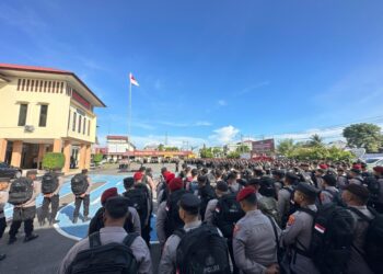 Kapolres Lhokseumawe Pimpin Apel Pasukan Pemberangkatan Pengamanan TPS Pilkada 2024