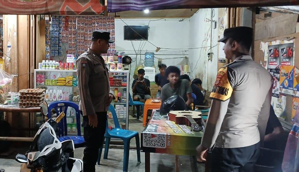 Personel Polsek Muara Satu Patroli Antisipasi Gangguan Kamtibmas