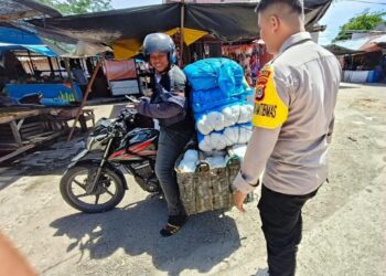 Personel Polsek Samudera Lakukan Patroli Dialogis di Pasar Tradisional