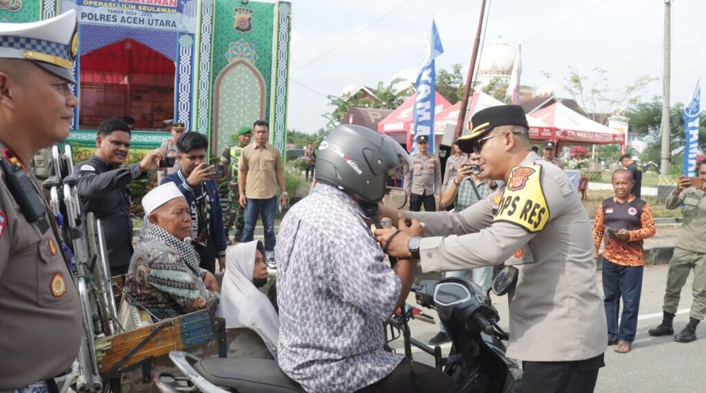 Kapolres Aceh Utara Tinjau Pos Pelayanan Ops Lilin Seulawah di Lhoksukon
