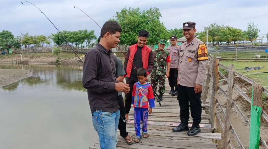 *Patroli Gabungan Polsek Muara Satu dan Koramil 01/Ms dalam rangka Antisipasi Gangguan Kamtibmas Jelang Nataru 2024*