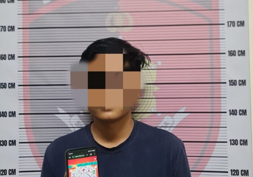 Seorang pelaku Judi Online diamankan Satreskrim Polres Aceh Selatan.