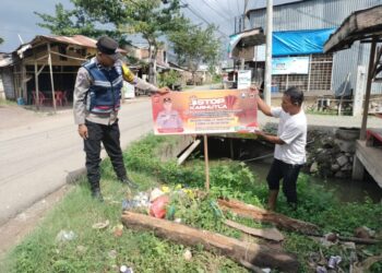 Cegah Adanya Pungli, Personel Polsek Sosialisasi STOP Pungutan Liar