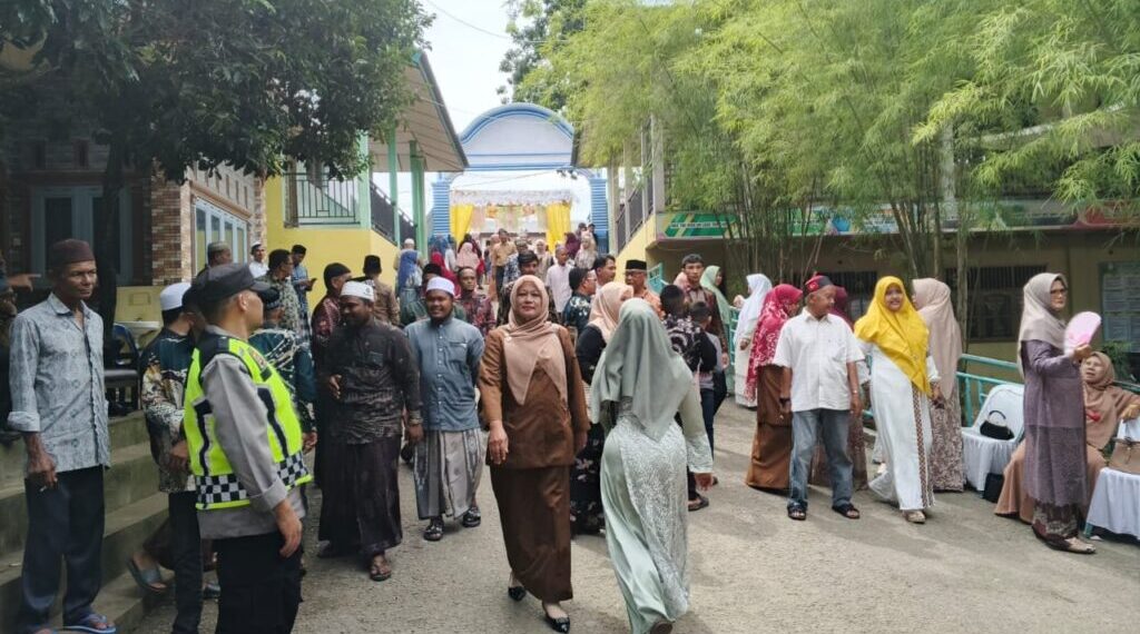 Polsek Dewantara Amankan Resepsi Anak Ulama, Dihadiri Tokoh Besar Aceh