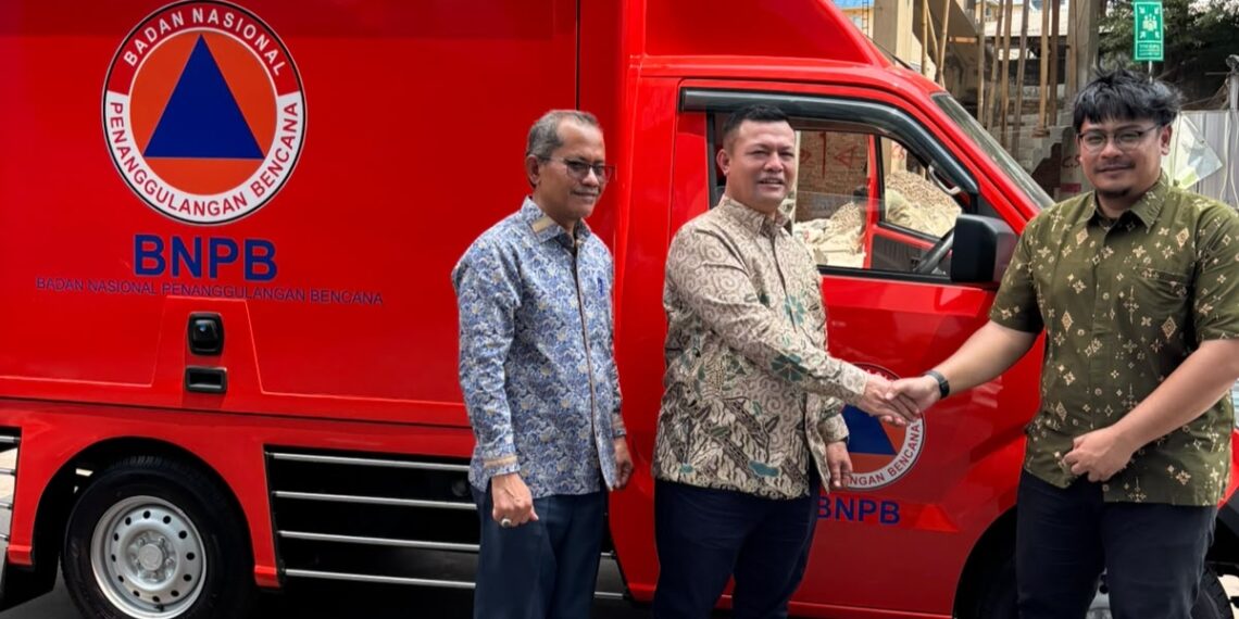 Bupati Ayah Wa Apresiasi BNPB Atas Bantuan Mobil Dapur Umum Lapangan